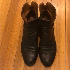 Fiorenttini and Baker 40 ankle boots